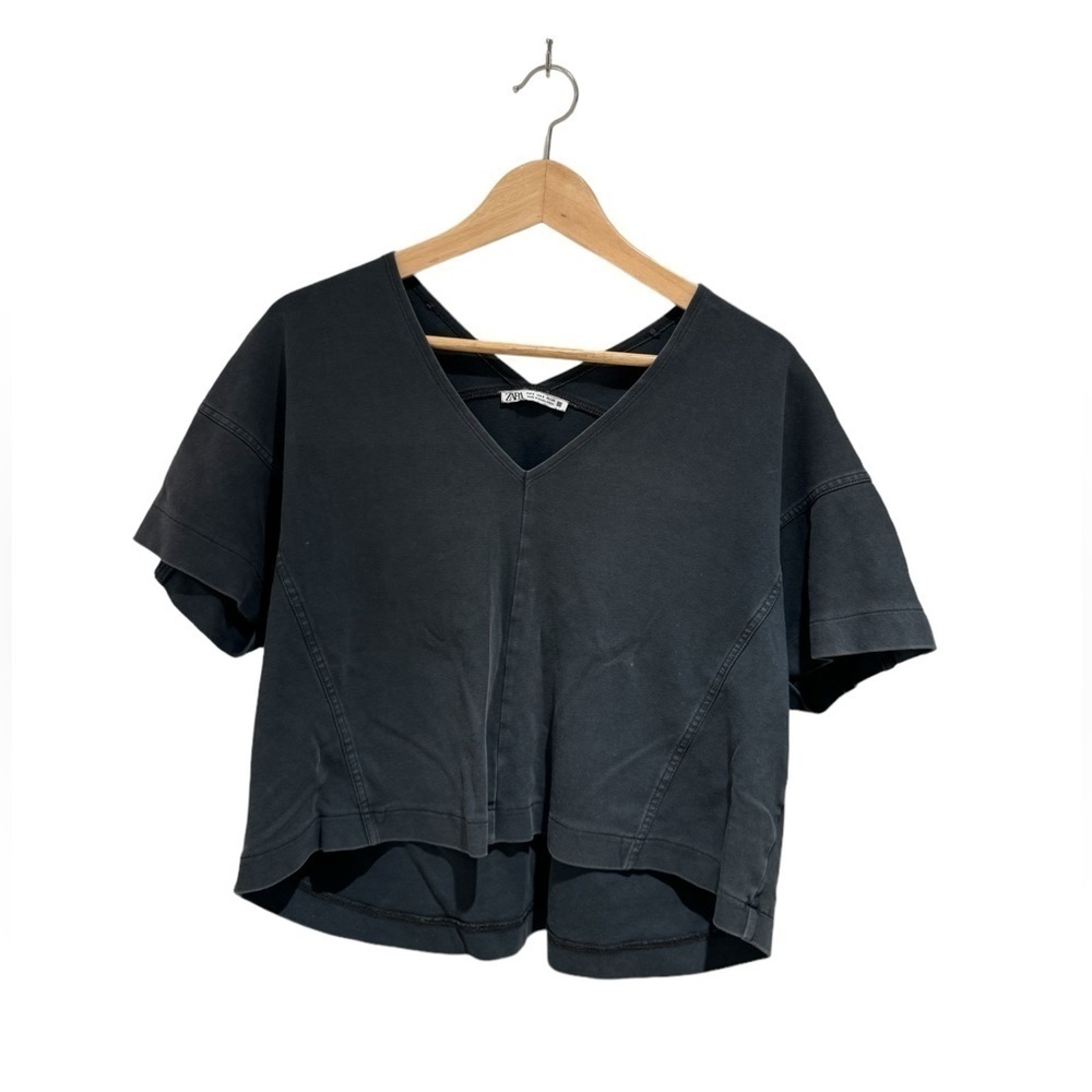 ZARA boxy v-neck tee - SIZE S